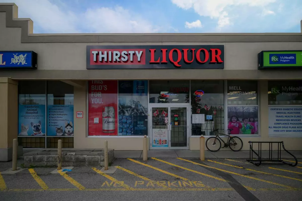 Calgary, AB T2L 0A1,769 Northmount DR NW