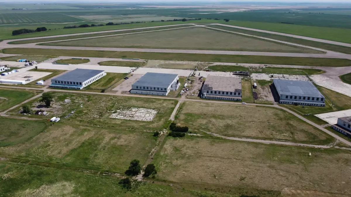 Rural Vulcan County, AB T0L 2B0,3 Western CRES
