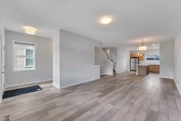 Calgary, AB T2X 5R5,822, 826, 830, 834 Wolf Willow BLVD SE