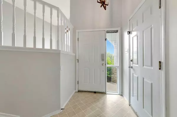 Lloydminster, AB T9V 2S2,5913 41 ST