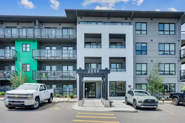 350 Livingston Common #2113, Calgary, AB T3P 1M5