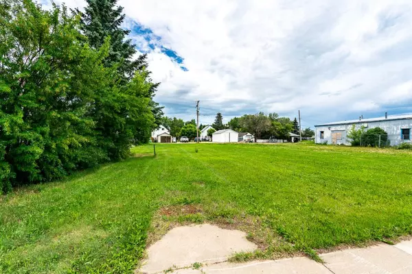 Viking, AB T0B 4N0,5124 53 AVE