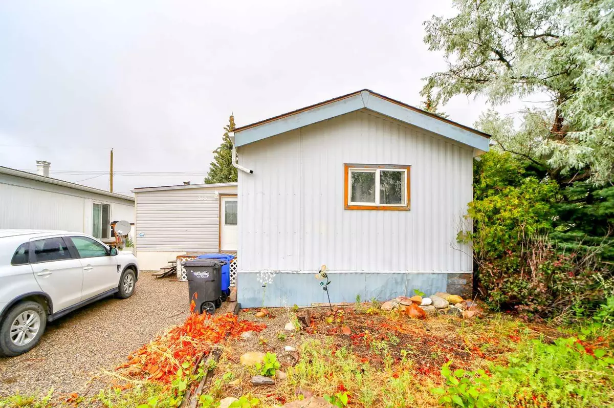 Fort Macleod, AB T0L 0Z0,369 11 ST