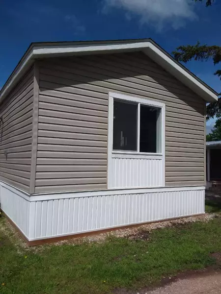 6220 17 AVE SE #4, Calgary, AB T2A 0W6