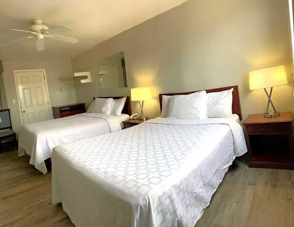 Edson, AB T7E 1L6,5604 4 AVE