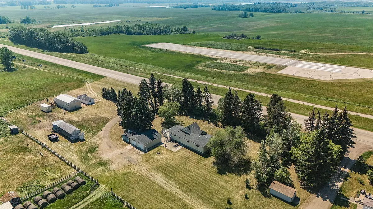 Rural Ponoka County, AB T0C 0Y0,424055 HWY 2A