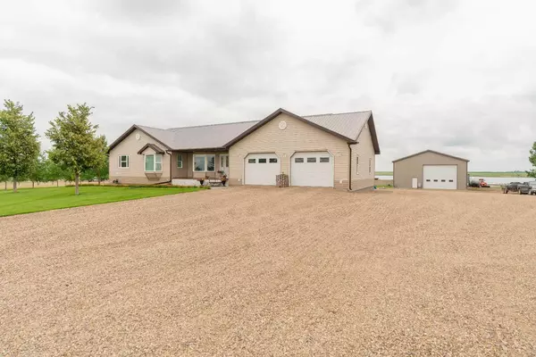 123047 Township Road 102, Burdett, AB T0k 0J0