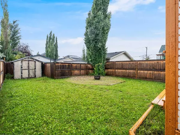 Calgary, AB T2Y 4C9,68 Bridleridge GDNS SW