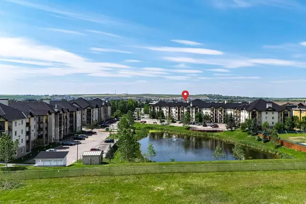 Airdrie, AB T4B 3H8,304 Mackenzie WAY SW #8213