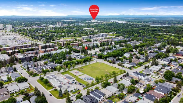Calgary, AB T2V 0G8,604 56 AVE SW