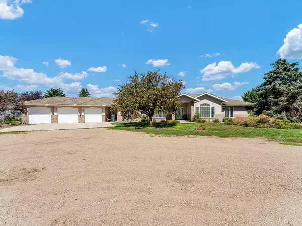 11522 Eagle Butte RD, Rural Cypress County, AB T1B0H9