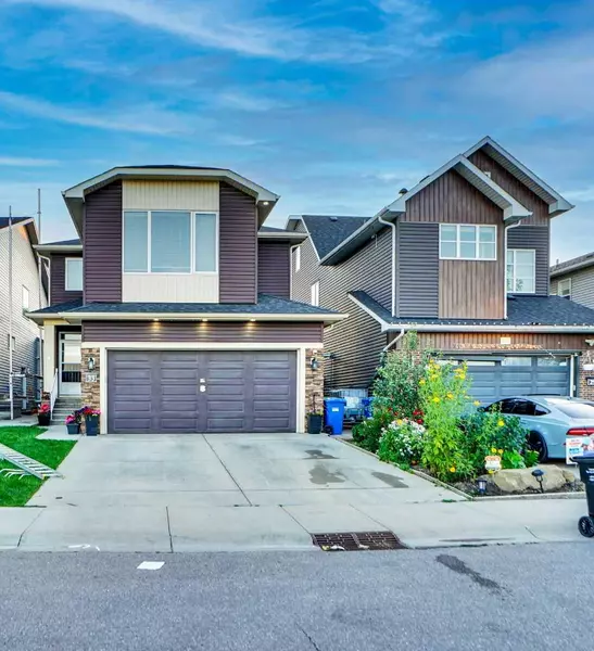 33 Savanna GN NE, Calgary, AB T3J 0V8