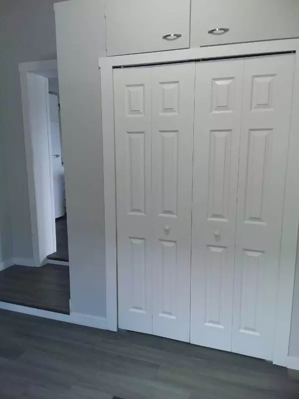 Calgary, AB T2A 7H4,6220 17 AVE SE #375