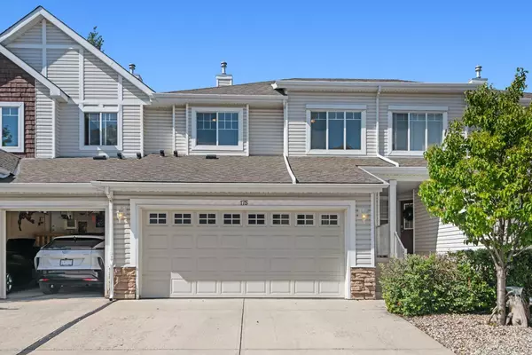 175 Hidden Creek GDNS NW, Calgary, AB T3A 6J4