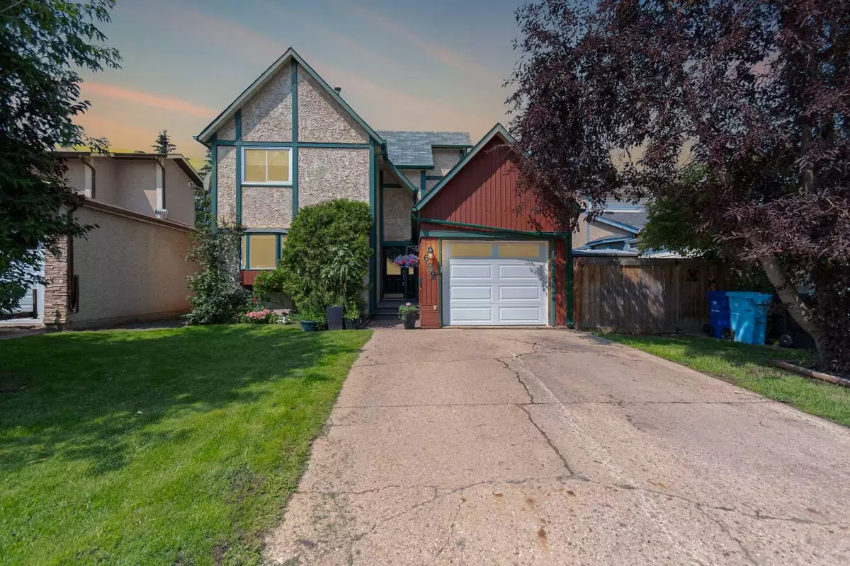 Fort Mcmurray, AB T9K 1E6,609 Timberline DR
