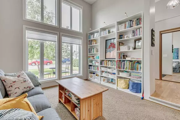 Calgary, AB T2Y 2K9,24 Millcrest RD SW