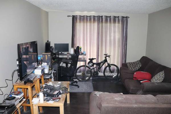 Edson, AB T7E 1P8,1221A Westhaven Drive #103