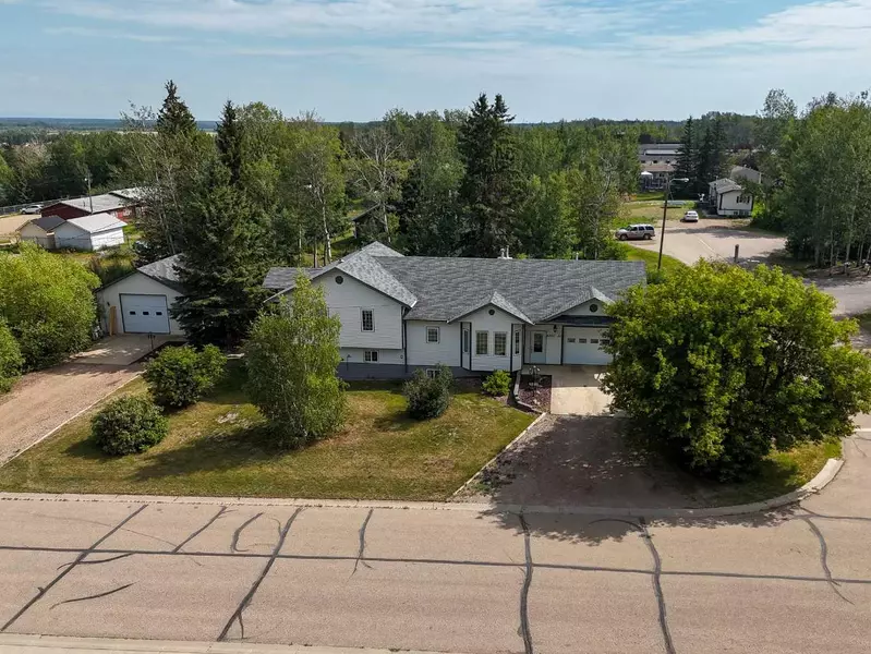 4501 52 ST, Fort Vermilion, AB T0H 2H0