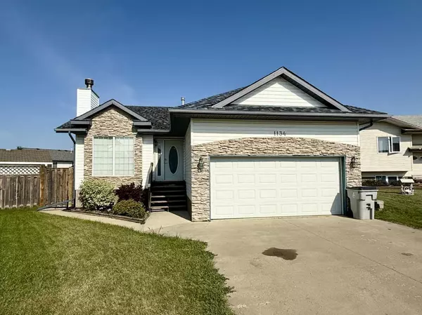 1134 21 ST, Wainwright, AB T9W 1N3