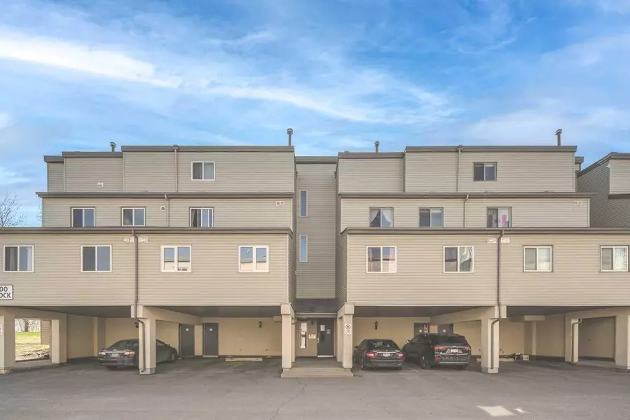 1540 29 ST NW #508, Calgary, AB T2N 4M1