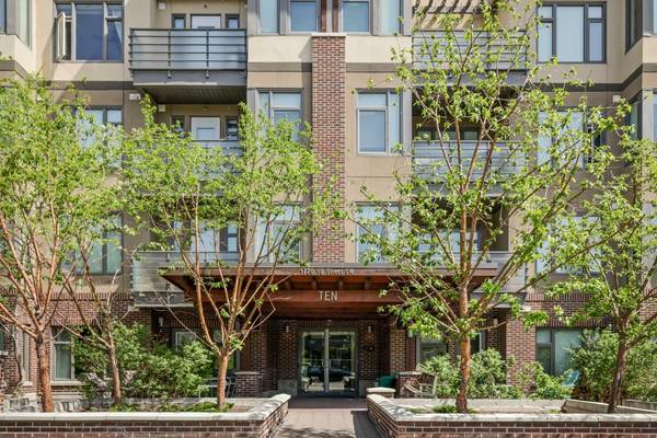 Calgary, AB T2T 3E8,1720 10 ST SW #109