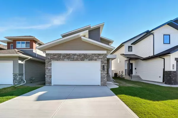 114 Palmer CIR, Blackfalds, AB T4M 0N8