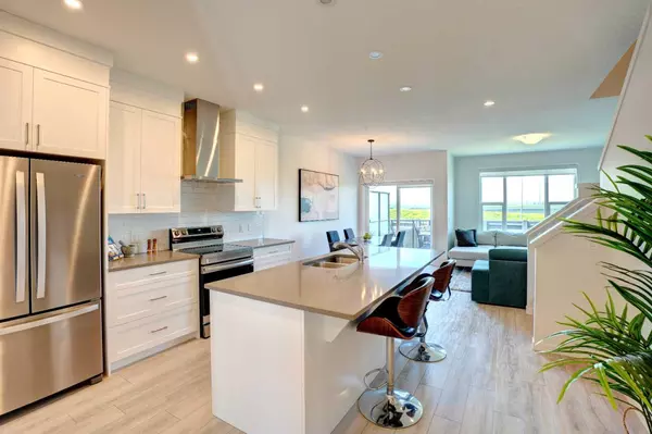 876 Seton CIR SE, Calgary, AB T3M 3B5