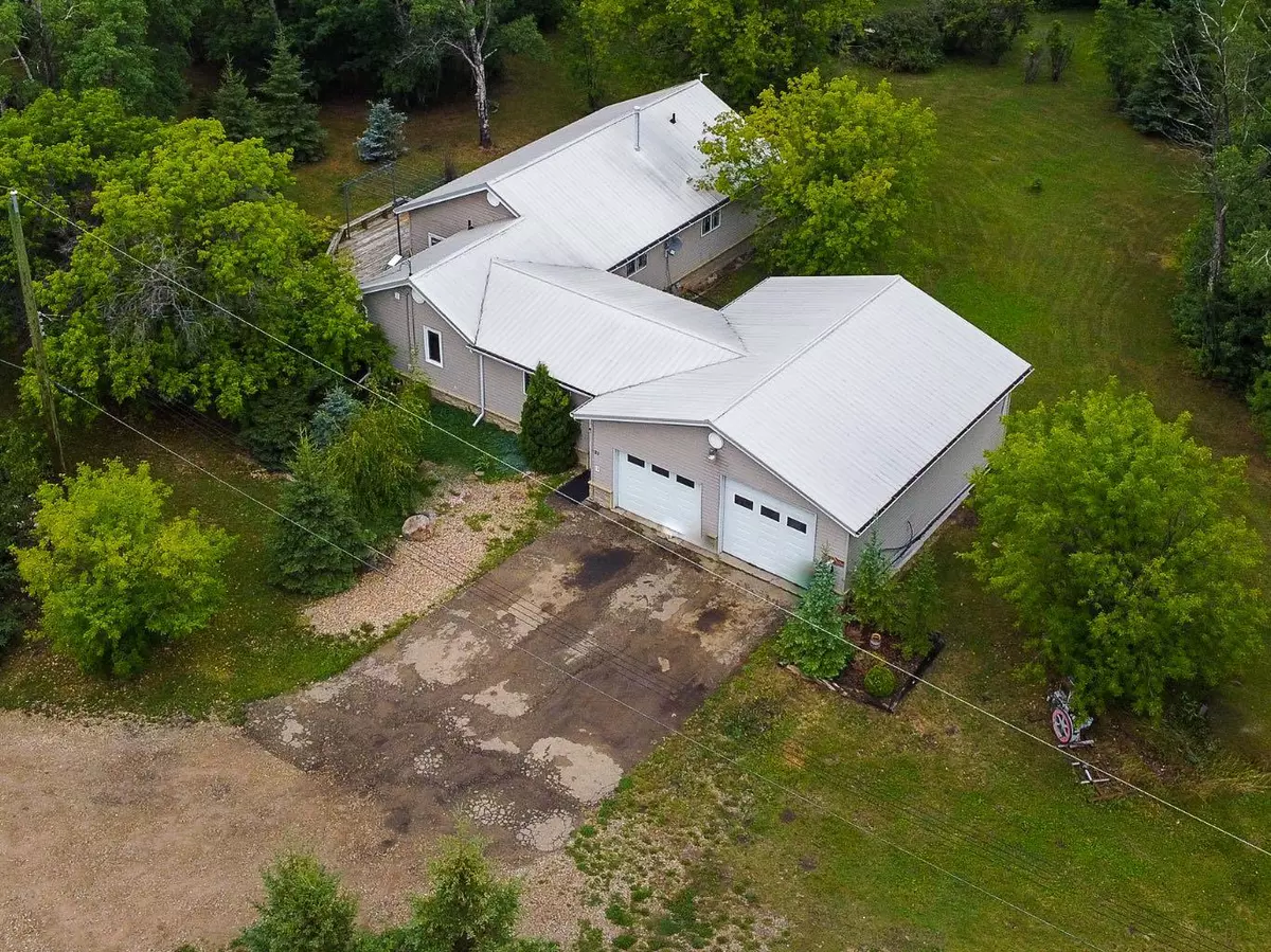 Mclennan, AB T0H 2L0,21 Erlam ST