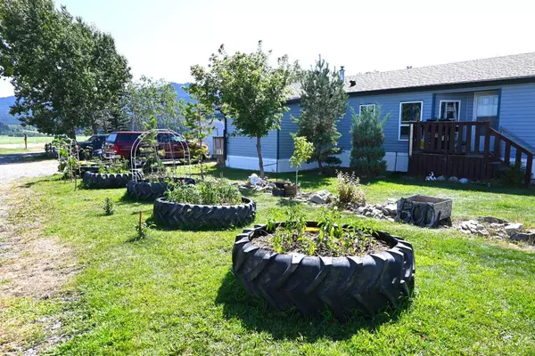 2513 3 HWY, Rural Pincher Creek No. 9, M.d. Of, AB T0K 1W0