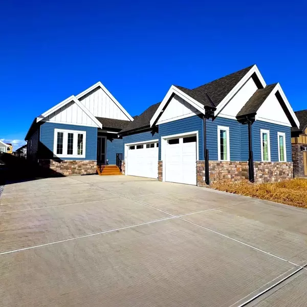 54 North Bridges RD, Langdon, AB T0J 1X3