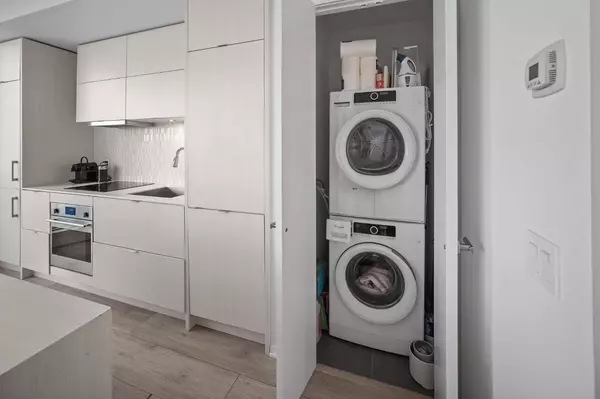 Calgary, AB T2G 1S2,615 6 AVE SE #1403