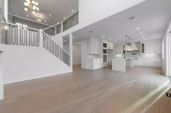 Chestermere, AB T1X 2T9,351 Waterford GRV