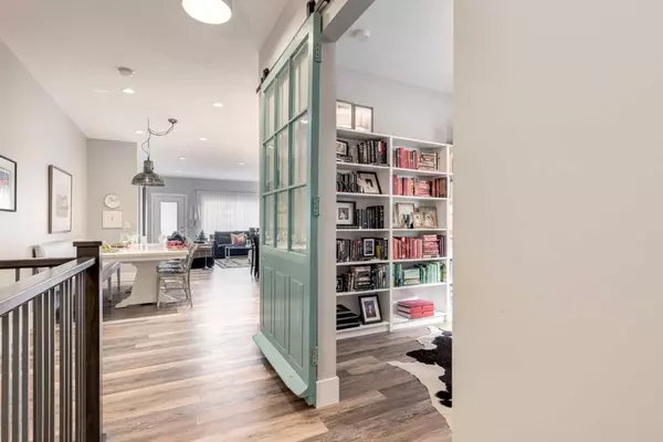 Calgary, AB T3H 1S9,95 Sierra Morena MNR SW