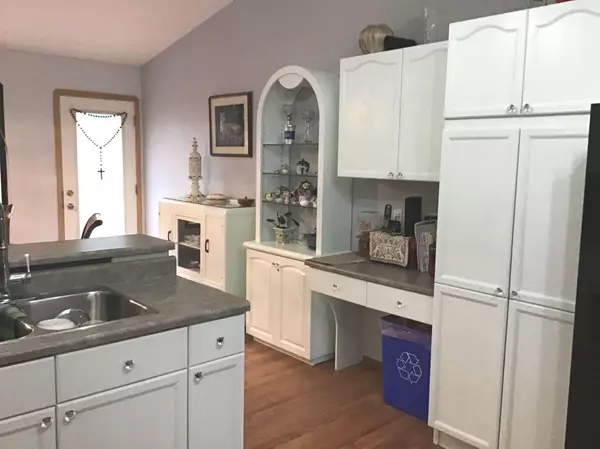 Whitecourt, AB T7S 1A0,35 Poplar DR