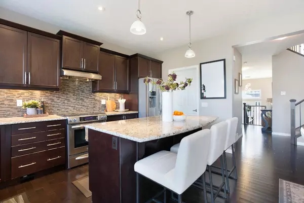 Airdrie, AB T4B 3S8,139 Windwood GRV SW