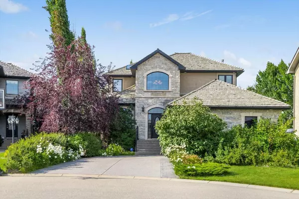 45 Royal TER NW, Calgary, AB T3G 4X6