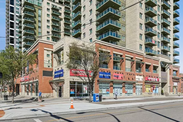 Calgary, AB T2G 0B5,210 15 AVE SE #2104