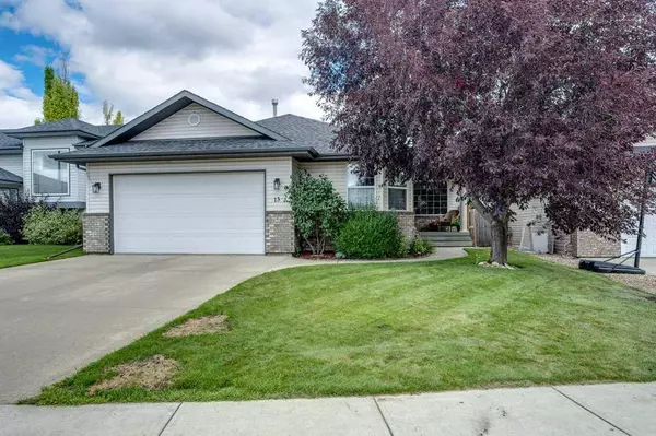 Red Deer, AB T4R 2X7,13 Dillon Close