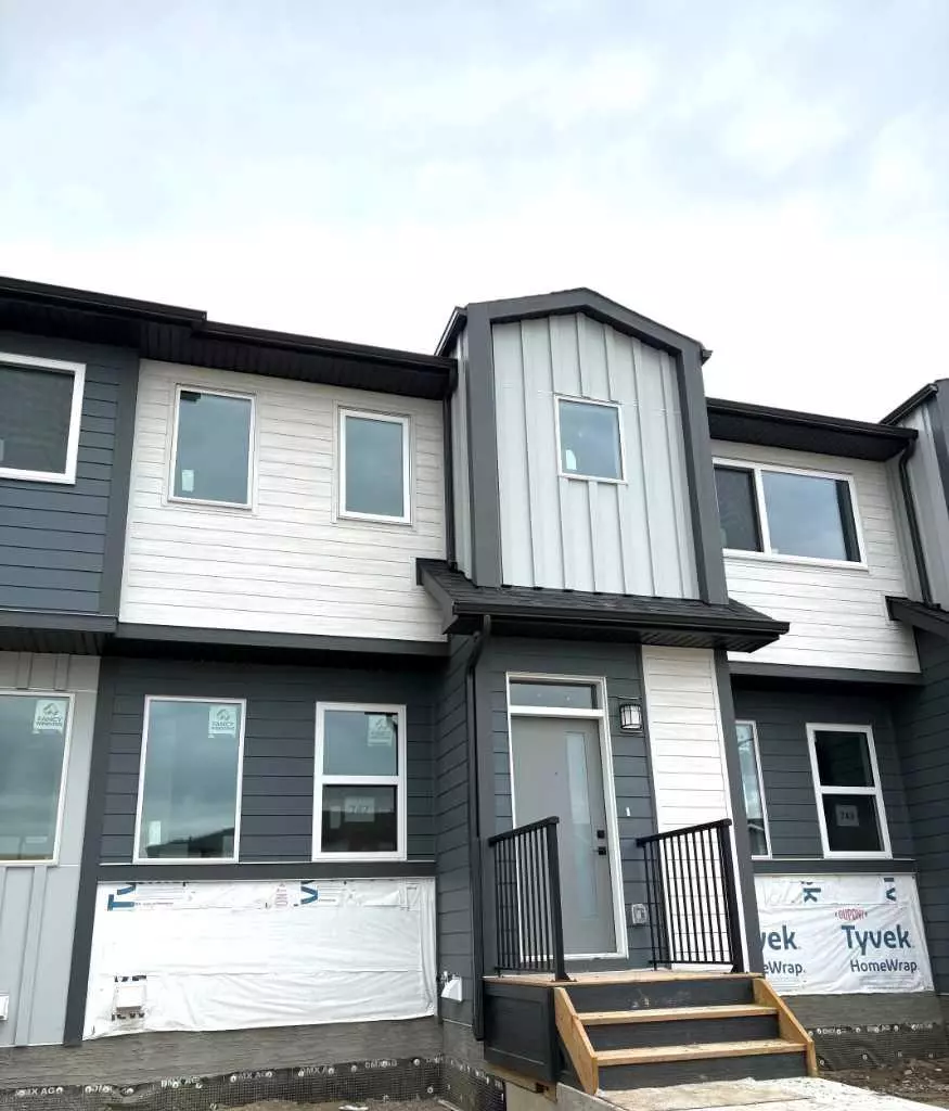 Calgary, AB T2X 5R4,754 Wolf Willow BLVD SE