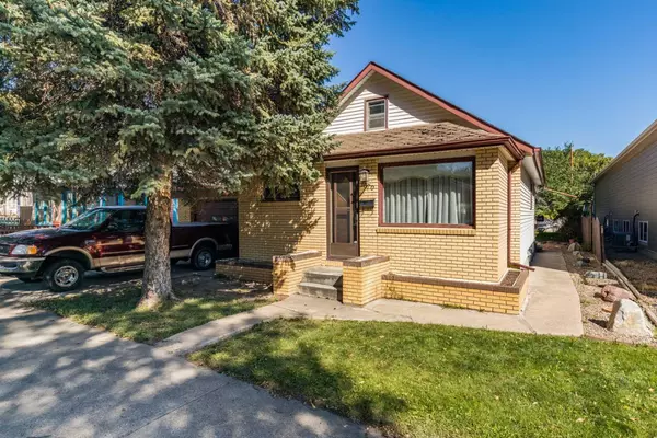 Medicine Hat, AB T1A1B2,1070 Queen ST SE