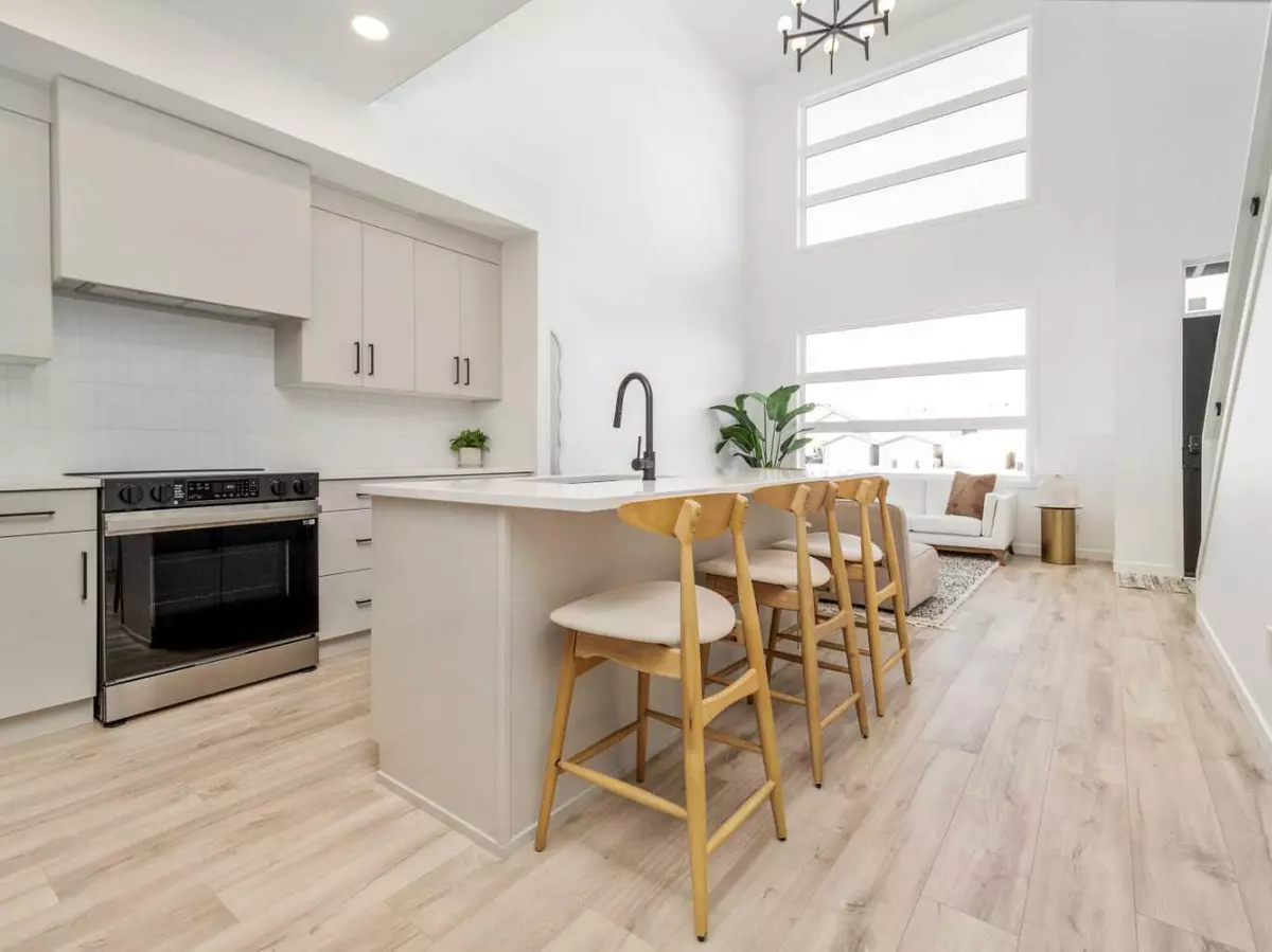 Lethbridge, AB T1K8L4,2933 47 ST S