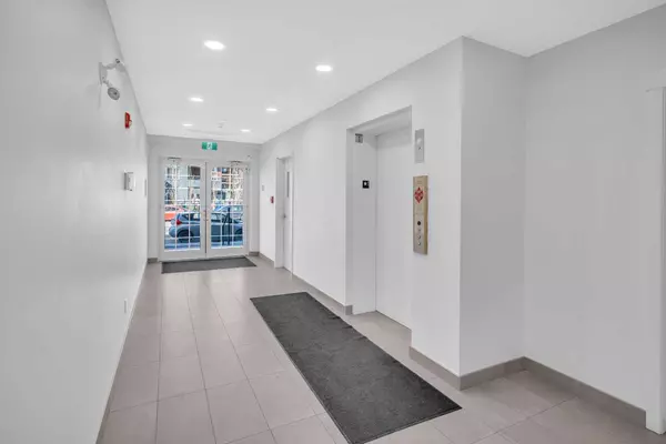 Calgary, AB T2X 5C7,151 Legacy Main ST SE #8306