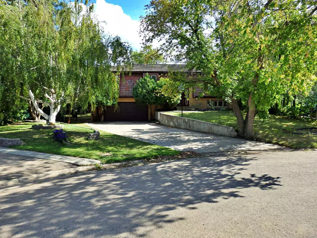 Vermilion, AB T9X 1P4,4324 Airport CRES