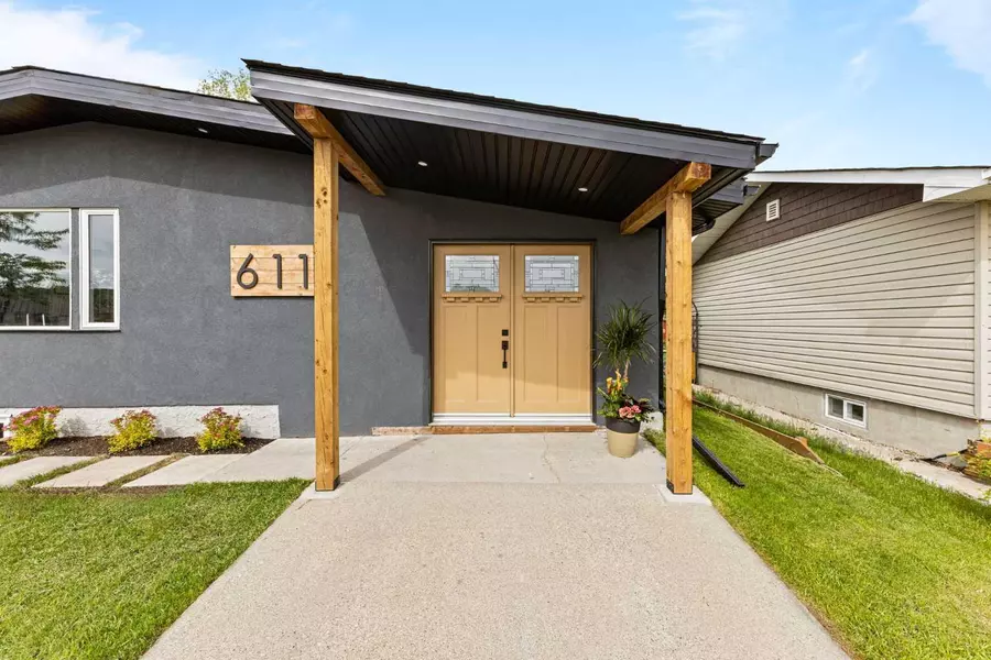 611 Agate CRES SE, Calgary, AB T2J 0Z4