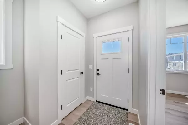 Calgary, AB T2A 8A1,112 Belvedere PARK SE