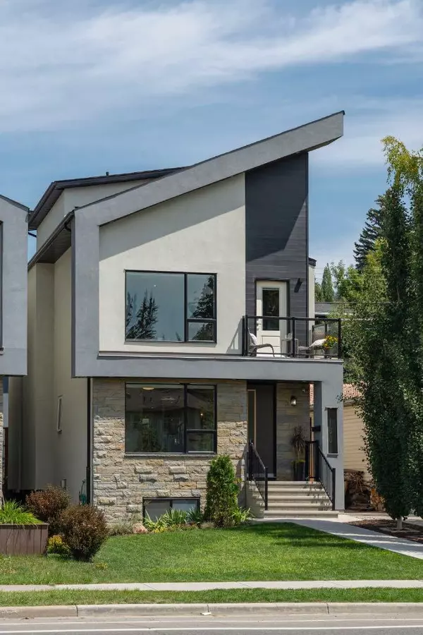 100 Cambrian DR NW, Calgary, AB T2K 1P2