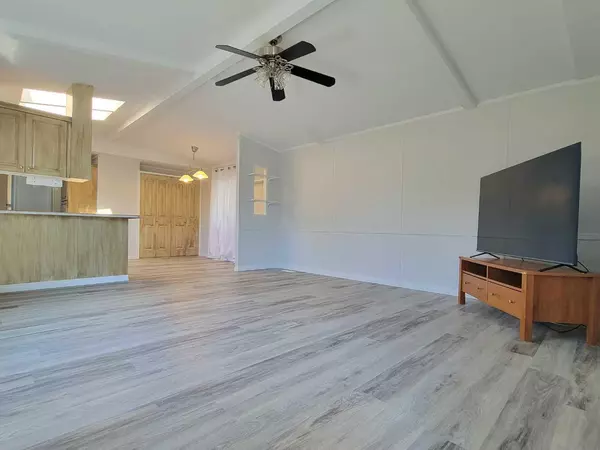Rural Grande Prairie No. 1, County Of, AB T8W 5K5,328 Scott Lane