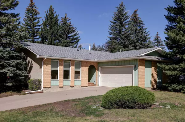 5601 Dalcastle HL NW, Calgary, AB T3A 2A2