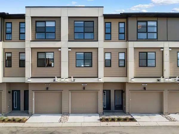 Chestermere, AB T1X 2W7,285 Chelsea CT #113