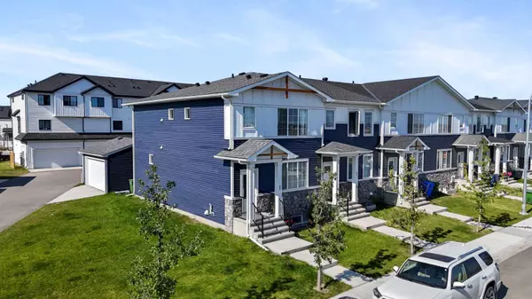 Calgary, AB T3P 1W4,60 Amblefield TER NW